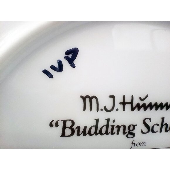 MJ Hummel Budding Scholars Plate Little Companions Danbury Mint Limited Edition - Picture 8 of 12